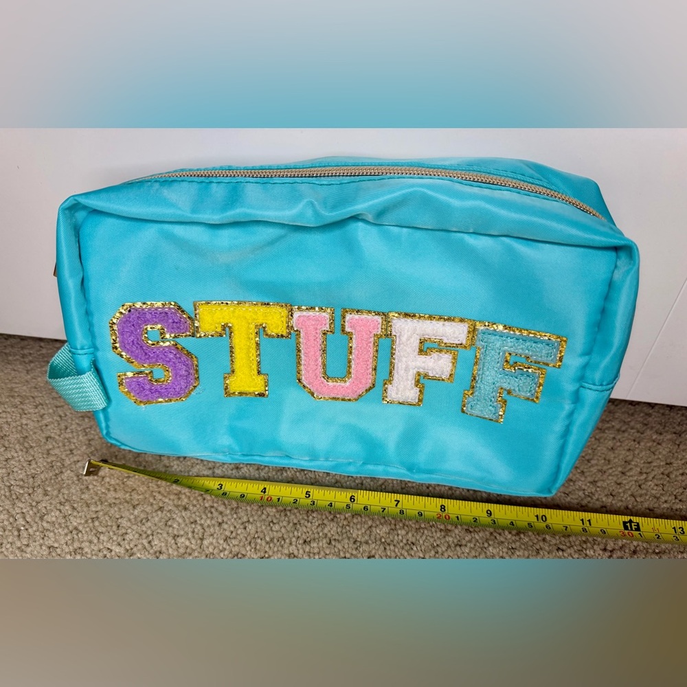 Cosmetic Bag - Picture 3 of 4